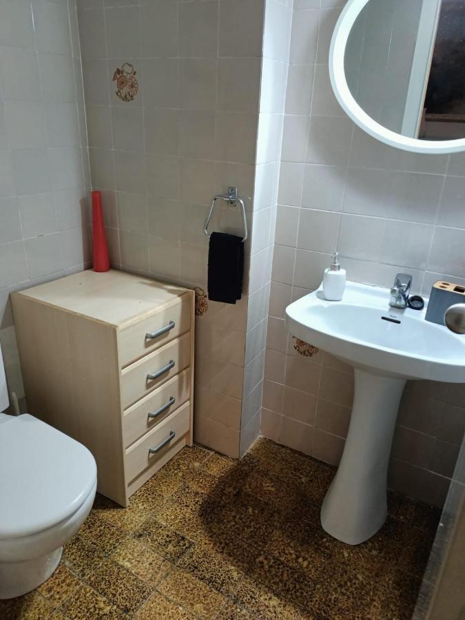 Private Room In A Shared Flat In Castellon Кастельон-де-ла-Плана Экстерьер фото