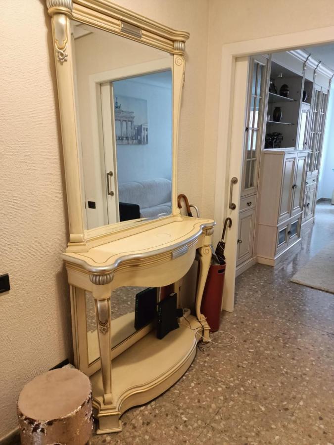 Private Room In A Shared Flat In Castellon Кастельон-де-ла-Плана Экстерьер фото